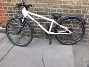 SECOND HAND Frog 62 USA click to zoom image