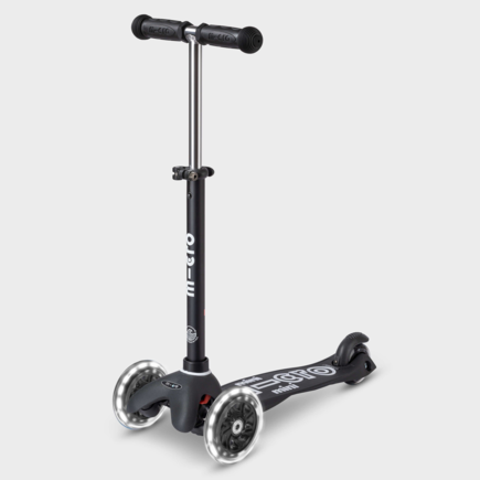 MICRO Mini Micro Deluxe ECO LED Scooter click to zoom image